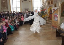 Рождественский праздник в Троицком храме с.Ивашево (представление показывают учащиеся Воскресной школы)