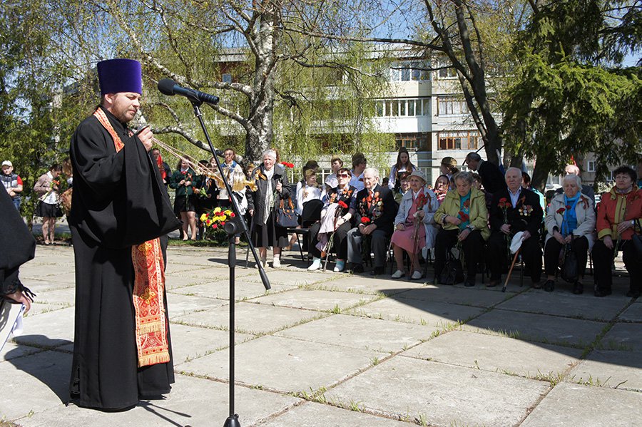 Священник Алексий Смирнов назначается настоятелем Троицкой церкви д.Ивашево- 14 мая 2003г по сегодняшний день. 